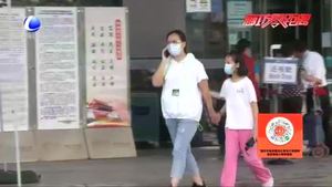 “綁架”孩子當網紅?未成年人保護需重視